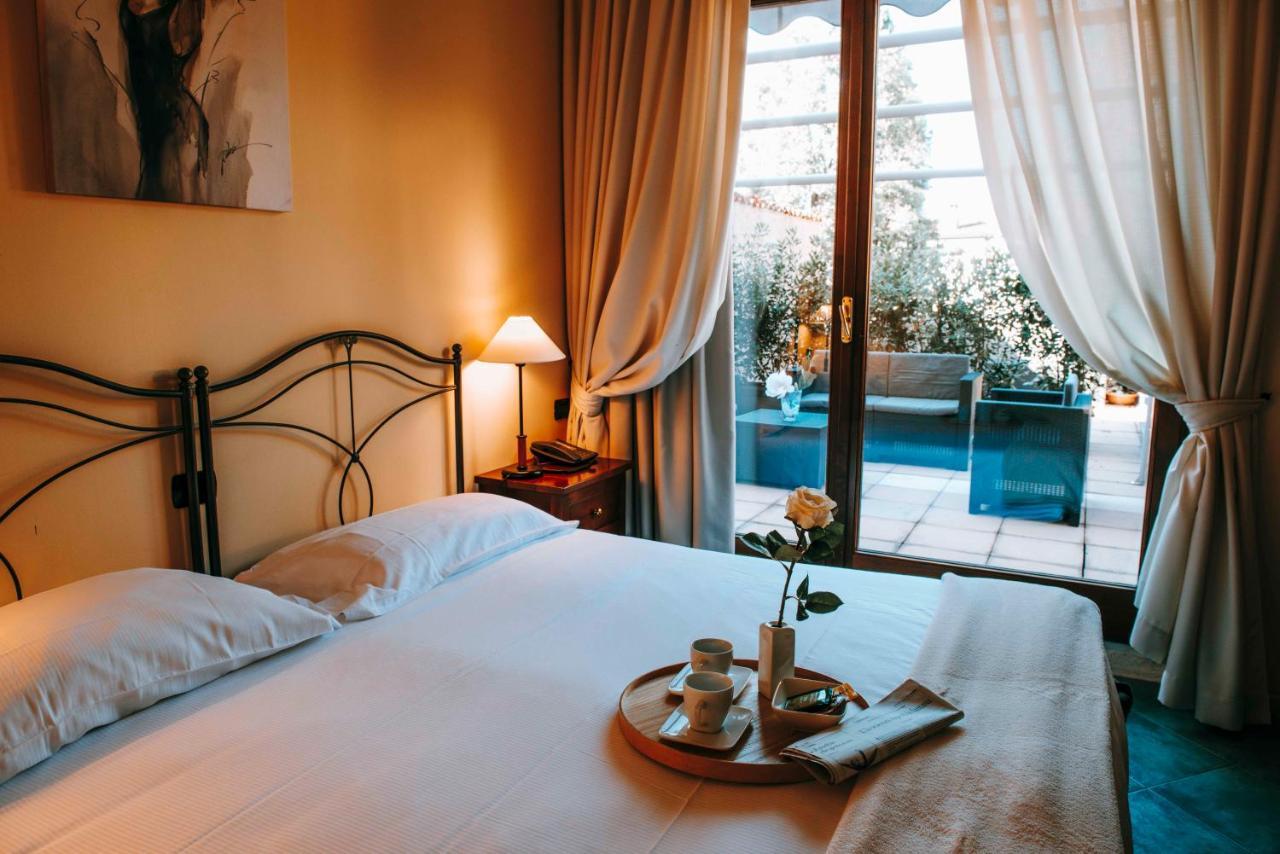 ורבאניה Hotel La Contrada מראה חיצוני תמונה