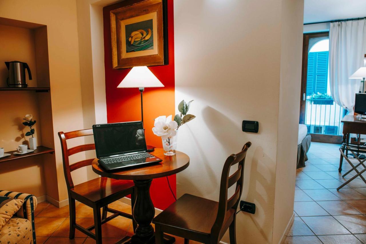 ורבאניה Hotel La Contrada מראה חיצוני תמונה
