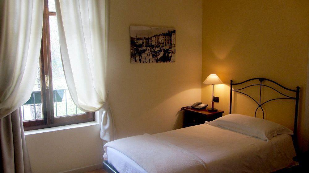 ורבאניה Hotel La Contrada מראה חיצוני תמונה